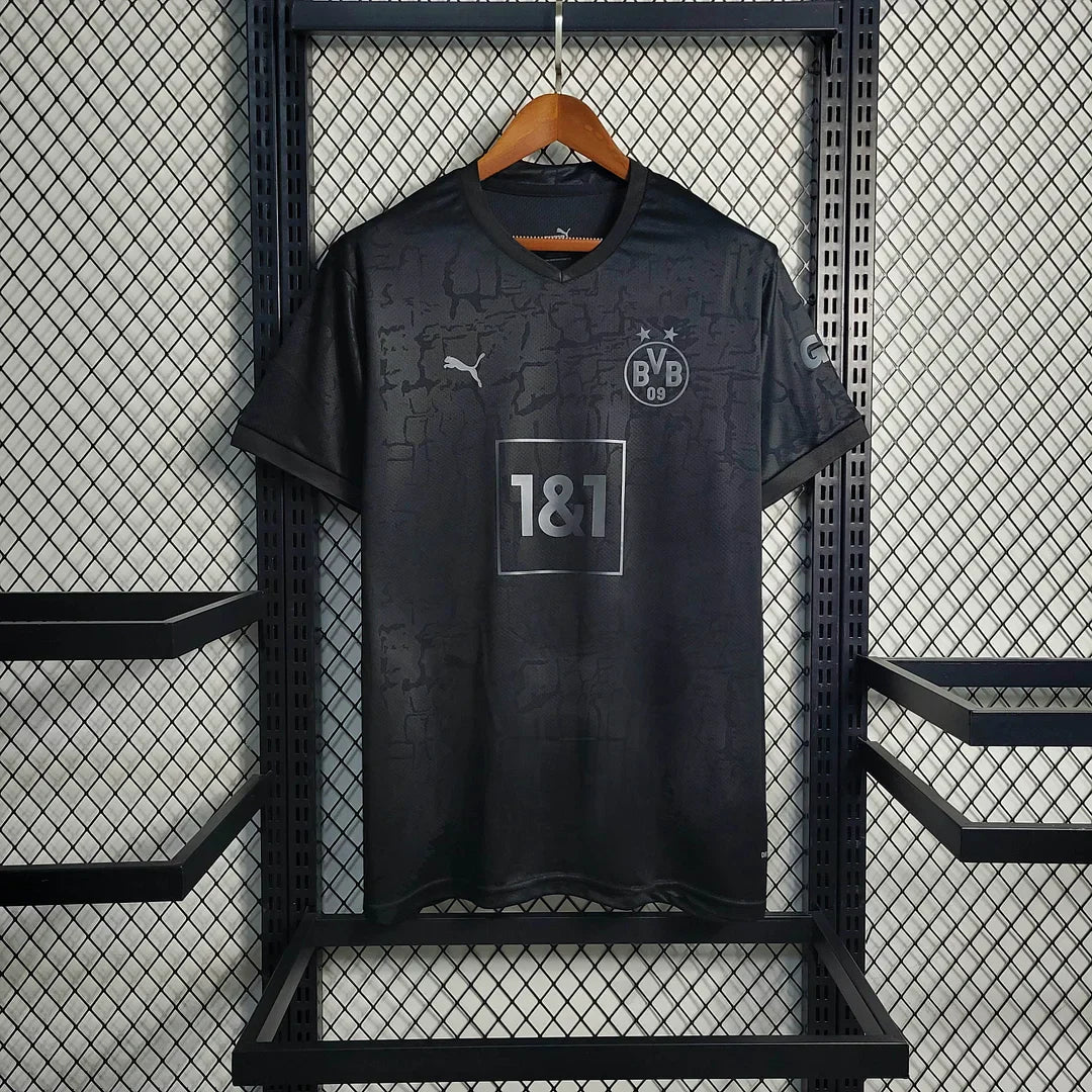 2024/25 Borussia Dortmund “Blackout” Limited Edition